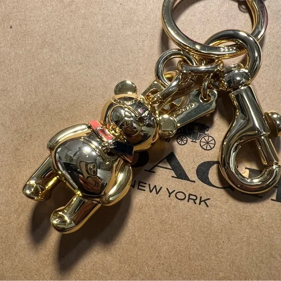 NWT Coach Gold 3D Bear Bag Charm Keychain Pink Collar Star Eye Gift Set F87166 - Picture 4 of 5